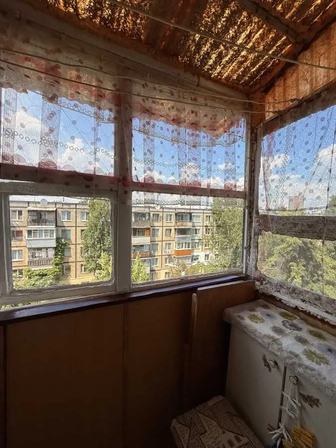 Фото Selling a 2-room apartment, 48 sq.m., Osinnia Street 3 Dnipro, price: 30000 USD, code 6965