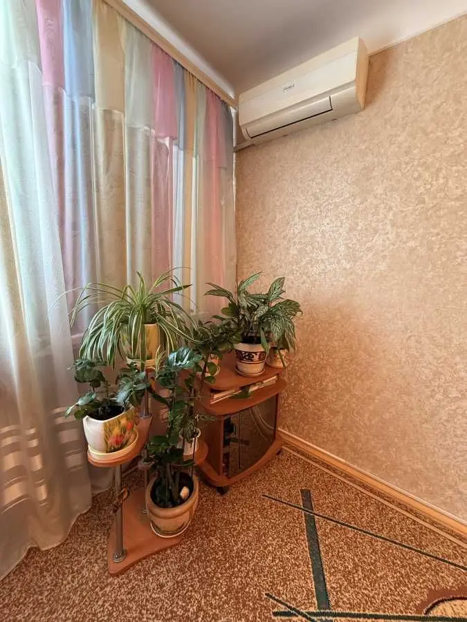 Фото Selling a 2-room apartment, 48 sq.m., Osinnia Street 3 Dnipro, price: 30000 USD, code 6965