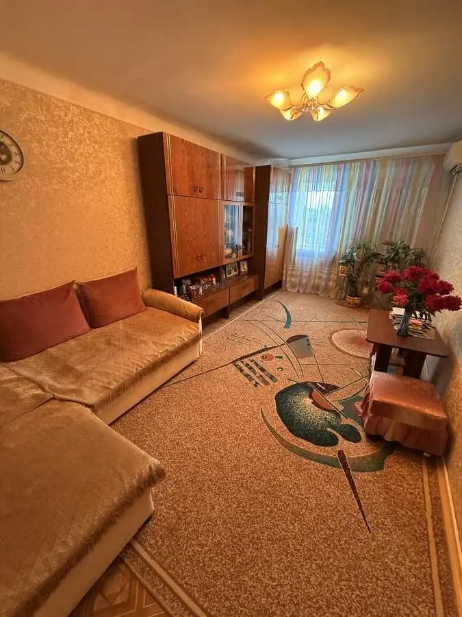 Фото Selling a 2-room apartment, 48 sq.m., Osinnia Street 3 Dnipro, price: 30000 USD, code 6965
