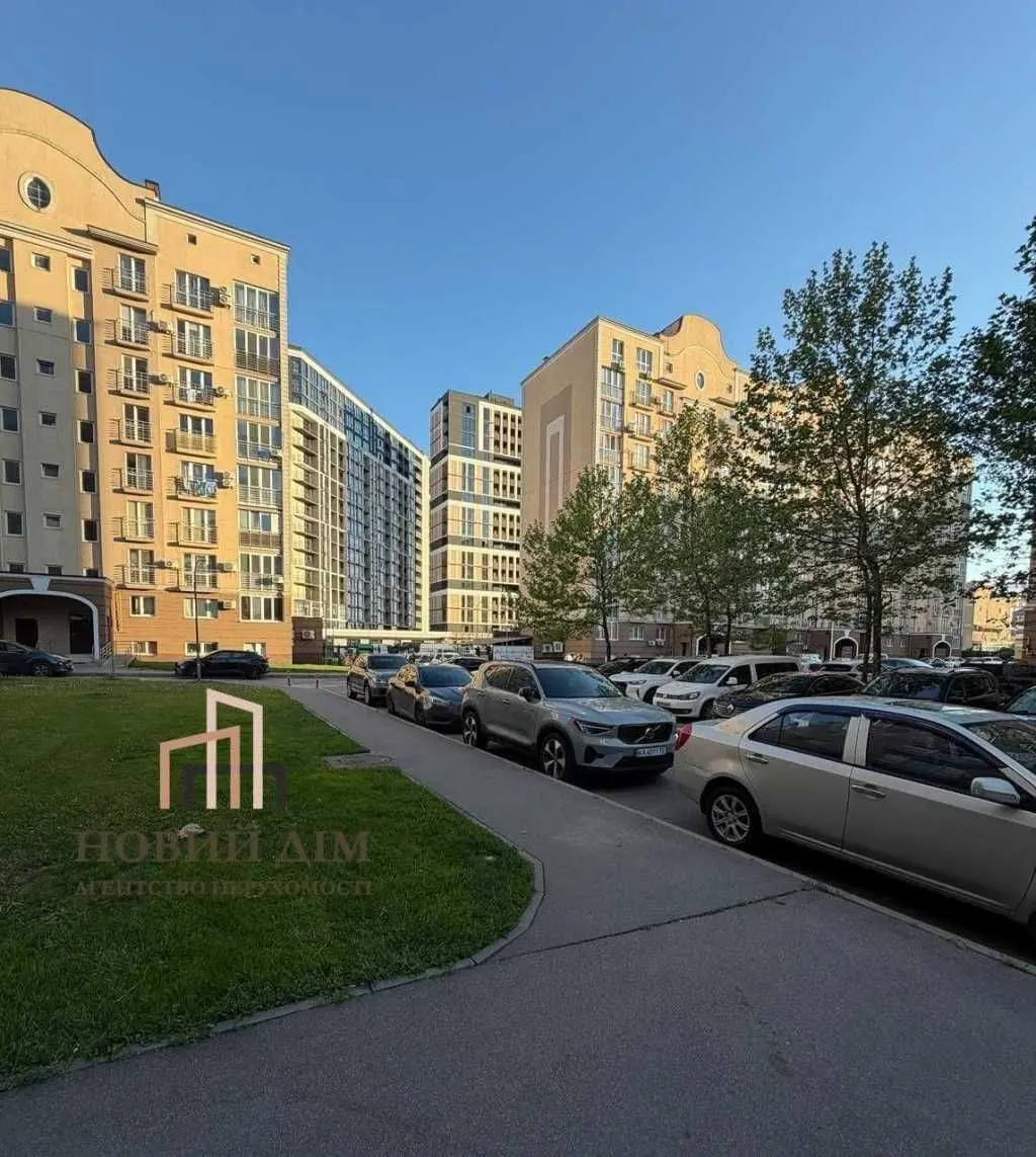 Фото Selling a 1-room apartment, 50.8 sq.m., Metrolohichna Street  Kyiv, price: 96000 USD, code 6972