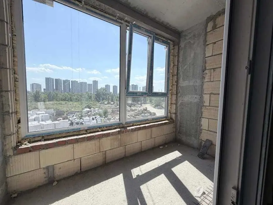 Фото Selling a 1-room apartment, 43.39 sq.m., Truskavetska Street  Kyiv, price: 86000 USD, code 6973