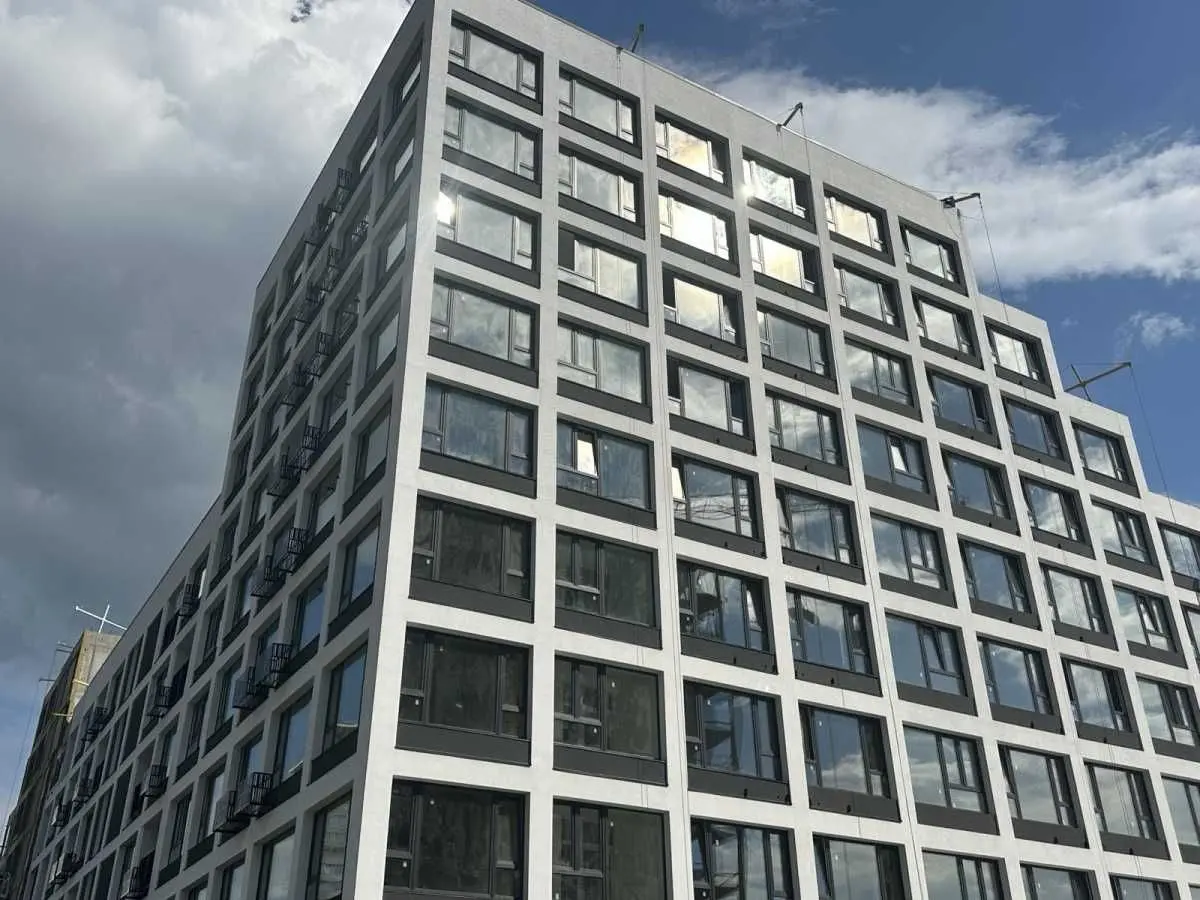 Фото Selling a 1-room apartment, 43.39 sq.m., Truskavetska Street  Kyiv, price: 86000 USD, code 6973