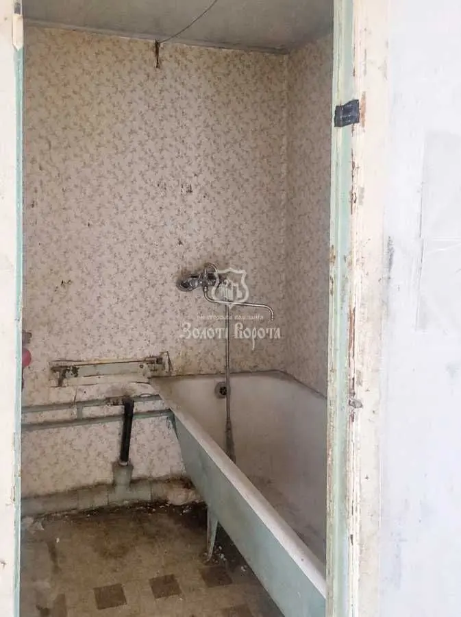 Фото Selling a 2-room apartment, 46 sq.m., Obolonskyi Avenue 7 Kyiv, price: 60000 USD, code 6977