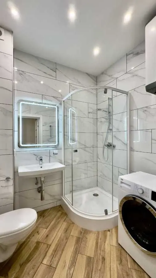Фото Продаю 1 кімнатну квартиру, 39 кв. м, Михайла Максимовича вул. (Онуфрія Трутенка) 26б Київ, ціна: 85000 USD, код 6980