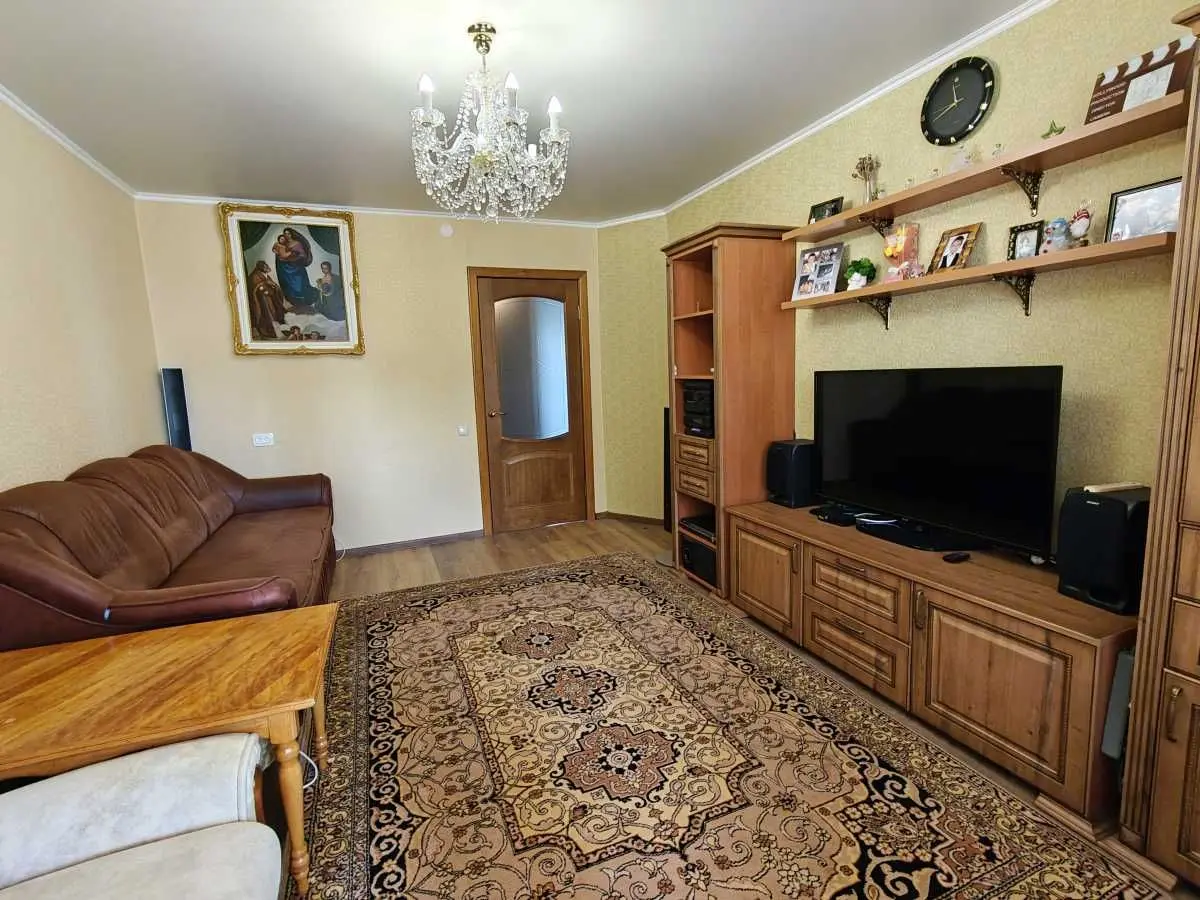 Фото Rent a 2-room apartment, Petra Hryhorenka Avenue 39 Kyiv for long-term rent, price: 16000 UAH, code 6982