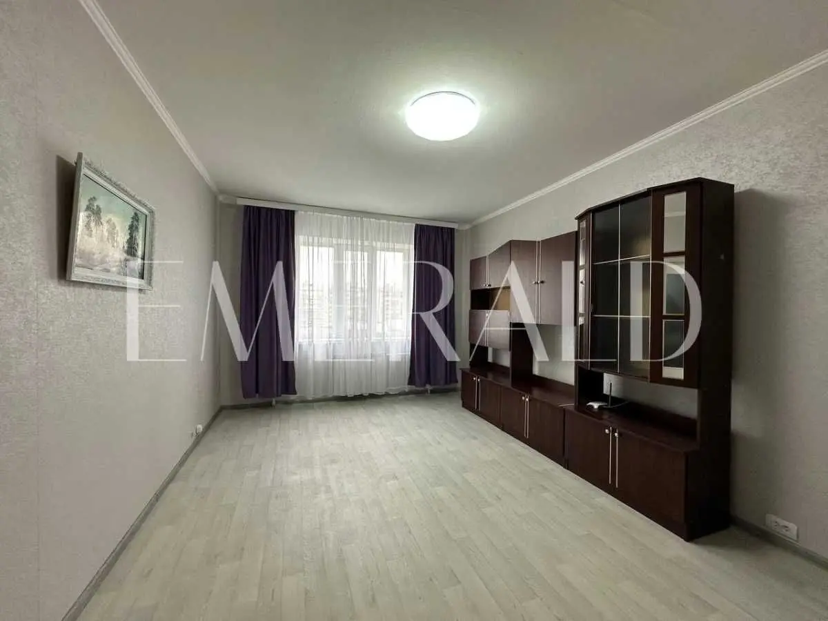 Фото Продаю 1 кімнатну квартиру, 38.6 кв. м, Володимира Дурдуківського вул. (Бонч-Бруєвича)  Київ, ціна: 45990 USD, код 6983