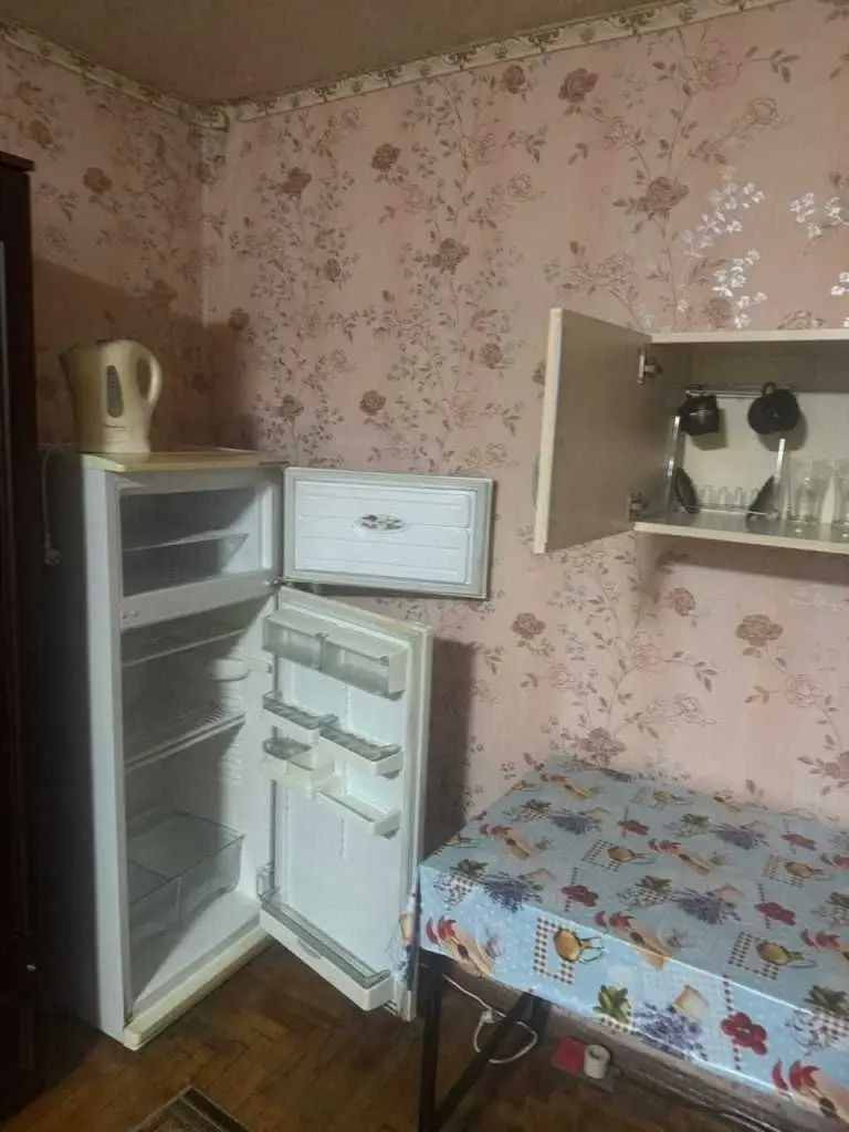 Фото Продаю 1-комнатную квартиру, 27.35 кв. м, Светлицкого ул.  Киев, цена: 24000 USD, код 6985