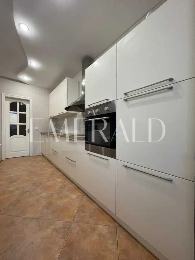 Фото Продаю 3 кімнатну квартиру, 90.8 кв. м, Вишняківська вул.  Київ, ціна: 115000 USD, код 6988