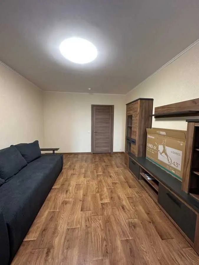 Фото Продаю 1 кімнатну квартиру, 48 кв. м, Коноплянська вул.  Київ, ціна: 75000 USD, код 6992