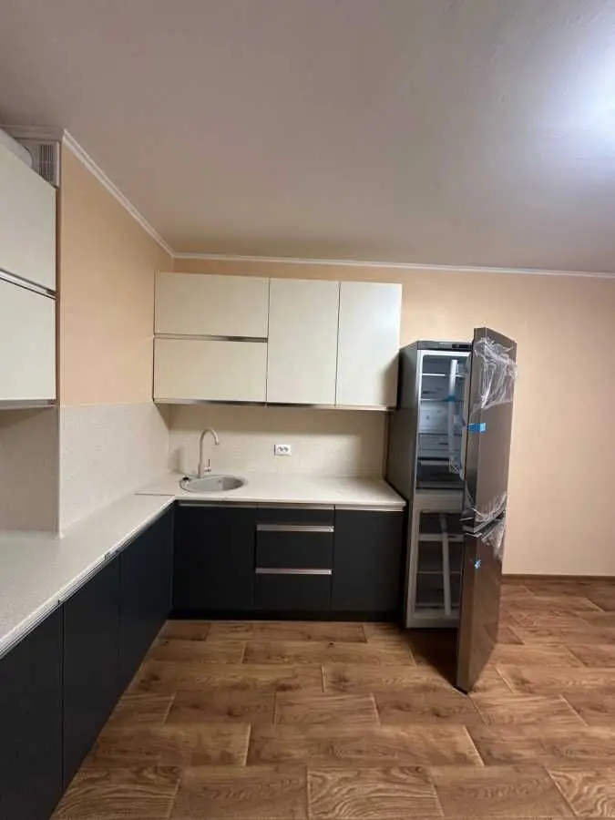 Фото Продаю 2 кімнатну квартиру, 72.2 кв. м, Коноплянська вул.  Київ, ціна: 98000 USD, код 6993
