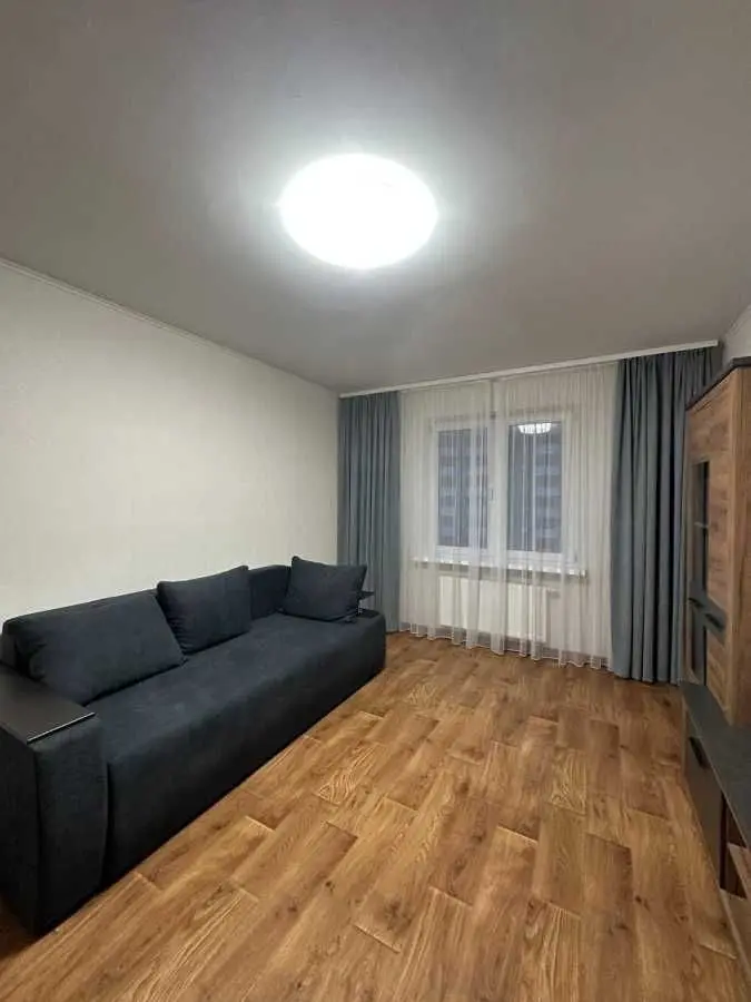 Фото Продаю 2 кімнатну квартиру, 72.2 кв. м, Коноплянська вул.  Київ, ціна: 98000 USD, код 6993