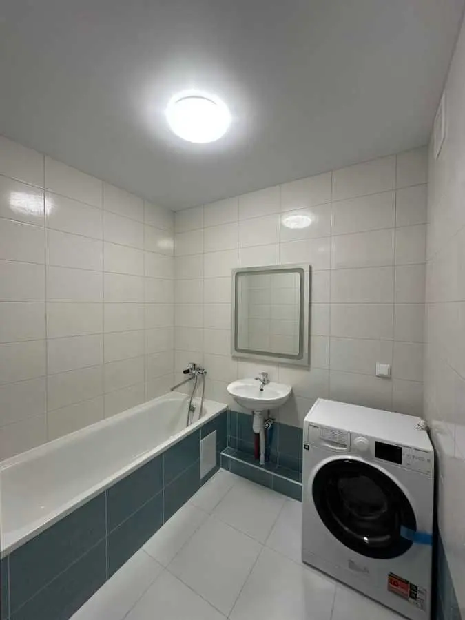 Фото Продаю 2 кімнатну квартиру, 72.2 кв. м, Коноплянська вул.  Київ, ціна: 98000 USD, код 6993