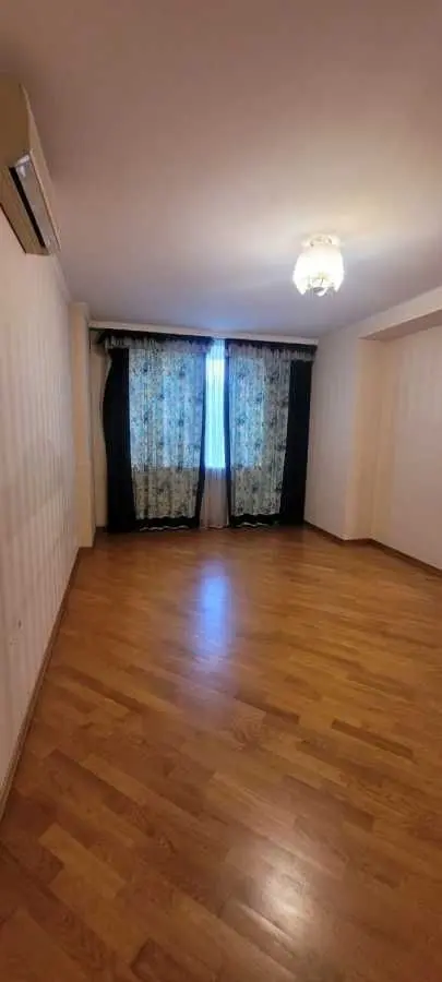 Фото Продаю 3 кімнатну квартиру, 110.5 кв. м, Солом’янська вул. 30 Київ, ціна: 160000 USD, код 6994
