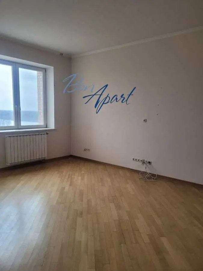 Фото Selling a 3-room apartment, 116 sq.m., Heroiv Stalinhrada Avenue  Kyiv, price: 390000 USD, code 6995