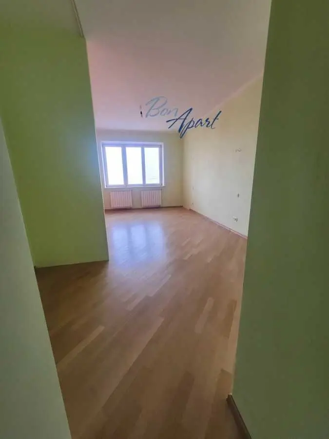 Фото Selling a 3-room apartment, 116 sq.m., Heroiv Stalinhrada Avenue  Kyiv, price: 390000 USD, code 6995
