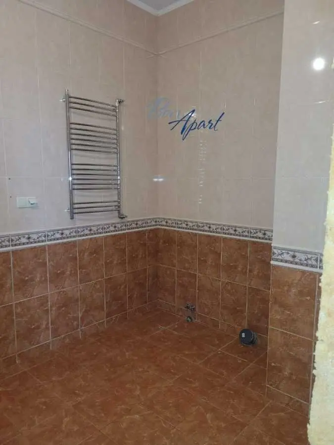 Фото Selling a 3-room apartment, 116 sq.m., Heroiv Stalinhrada Avenue  Kyiv, price: 390000 USD, code 6995