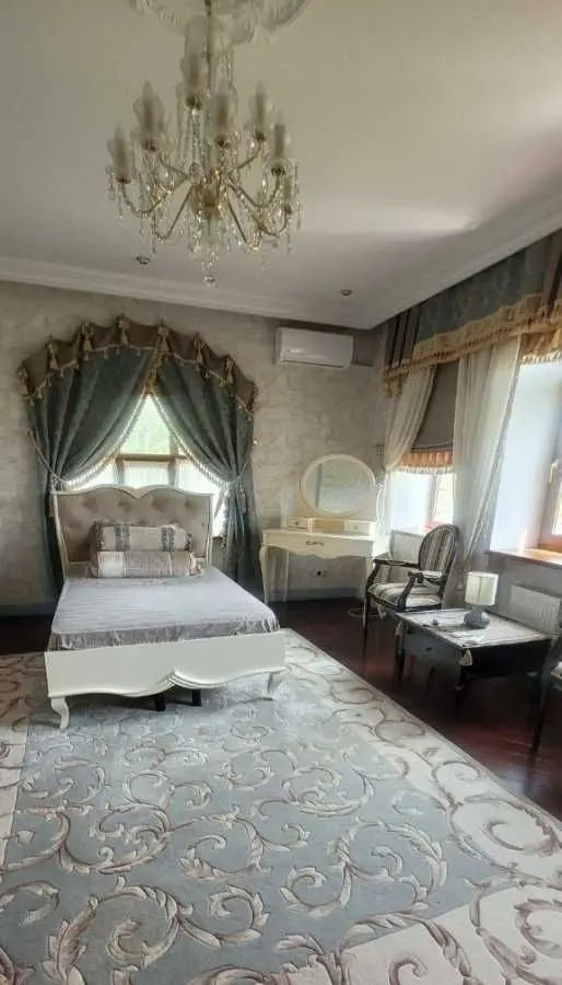 Фото Selling a house, 550 sq.m., Lisna Street  Kyiv, price: 1100000 USD, code 6996