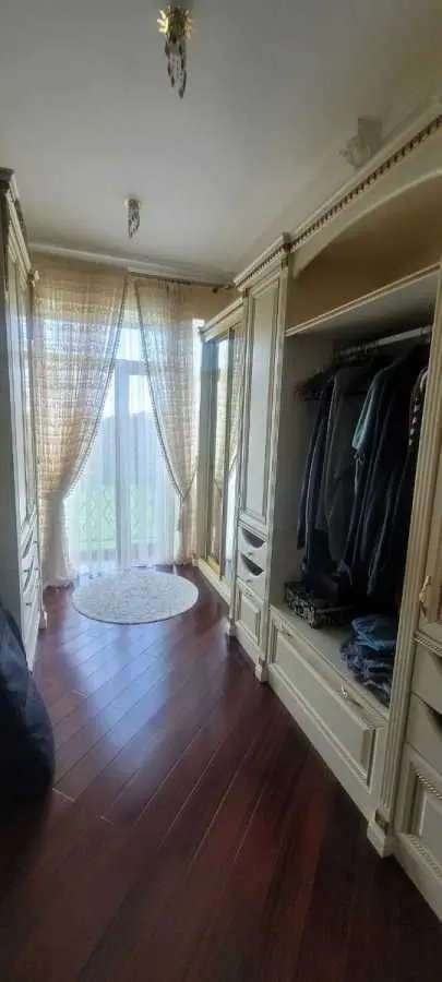Фото Selling a house, 550 sq.m., Lisna Street  Kyiv, price: 1100000 USD, code 6996