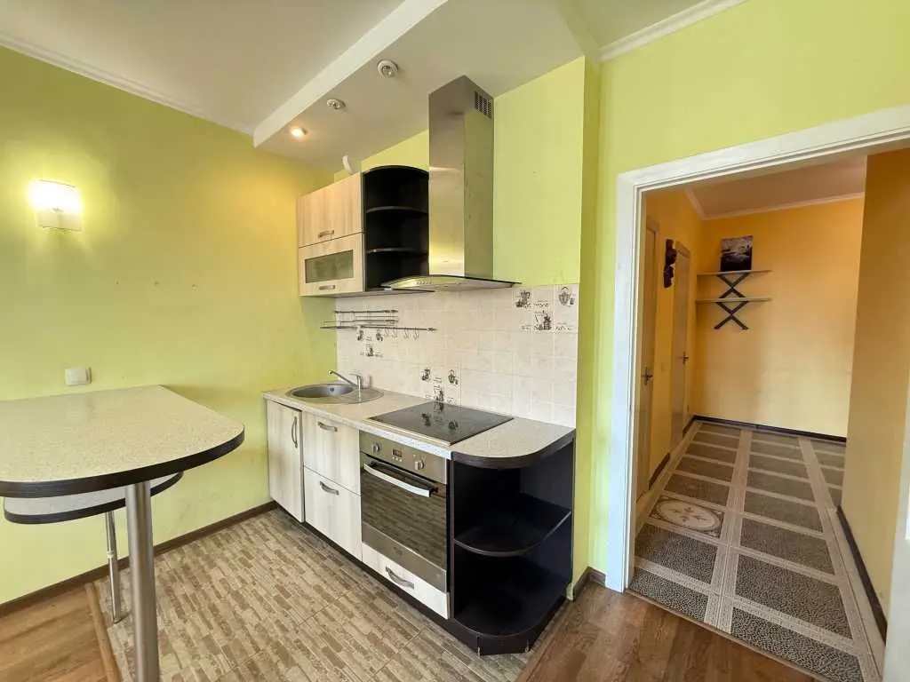 Фото Selling a 1-room apartment, 57 sq.m., Sribnokilska Street 24 Kyiv, price: 80000 USD, code 6997