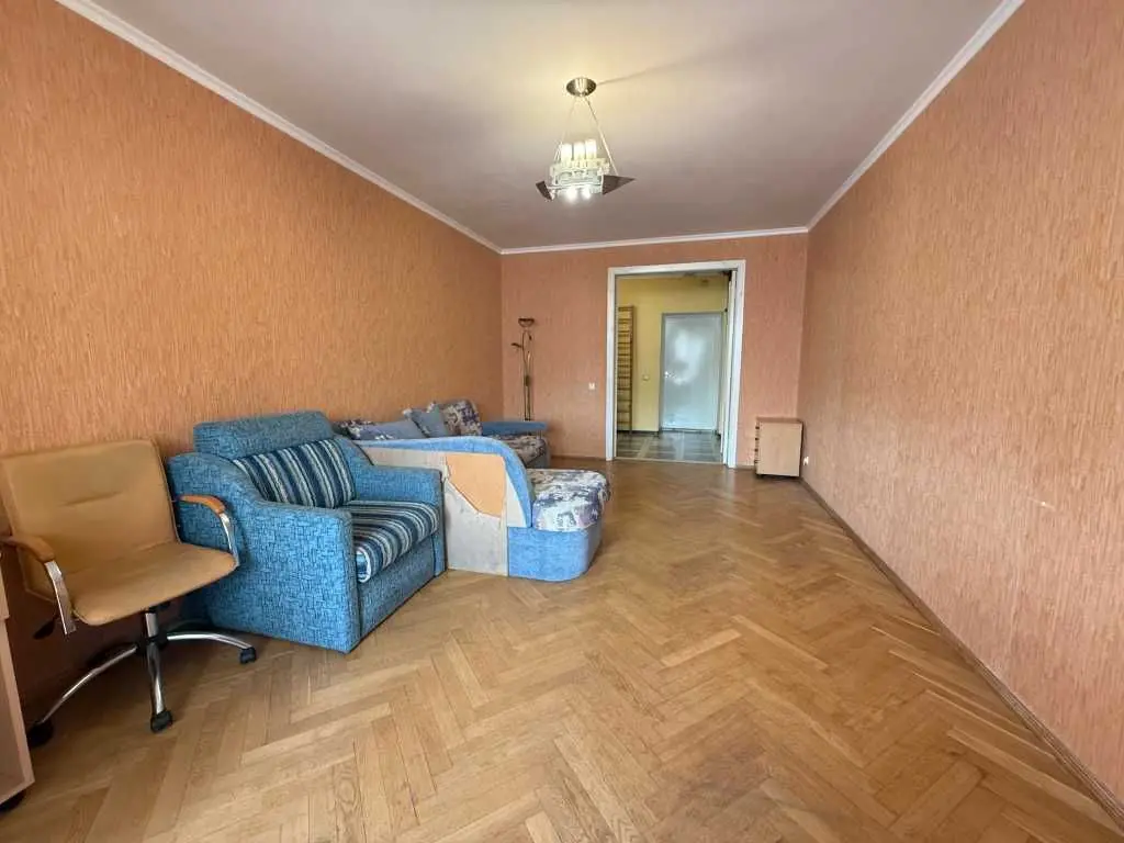 Фото Selling a 1-room apartment, 57 sq.m., Sribnokilska Street 24 Kyiv, price: 80000 USD, code 6997