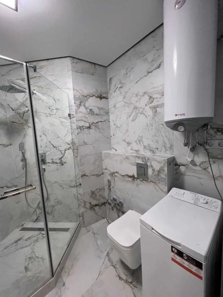 Фото Selling a 2-room apartment, 72 sq.m., Mykoly Bazhana Avenue 16 Kyiv, price: 104000 USD, code 6998