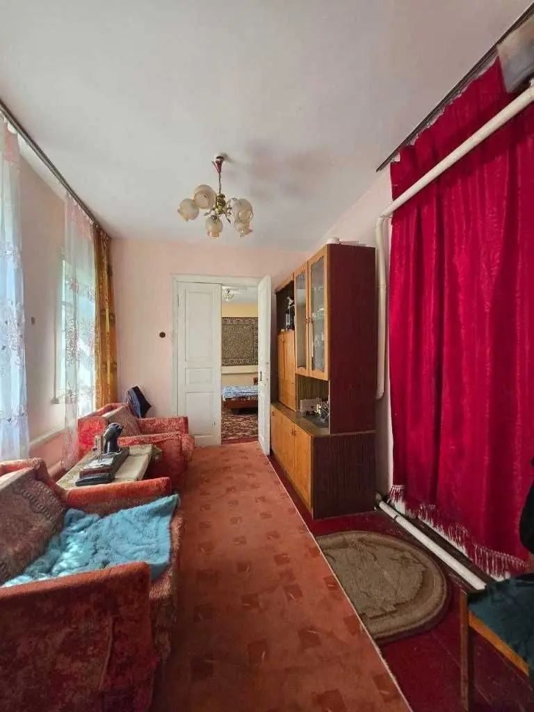 Фото Продаю 3 кімнатну квартиру, 70 кв. м, Путрівка, ціна: 48000 USD, код 7001