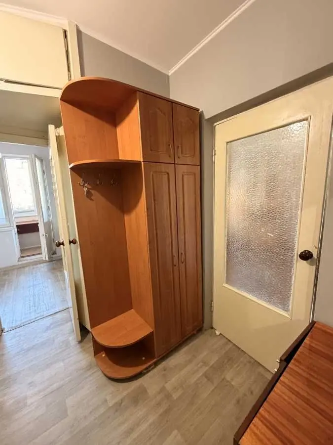 Фото Rent a 1-room apartment, Pryrichna Street 27В Kyiv for long-term rent, price: 9500 UAH, code 7009
