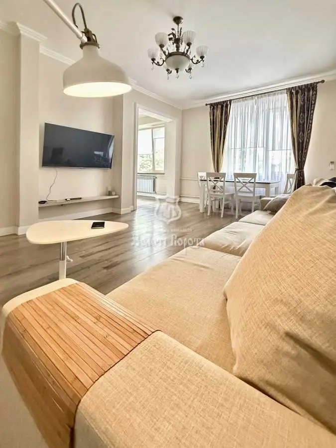 Фото Selling a 2-room apartment, 77.7 sq.m., Mykoly Pymonenka Street 4 Kyiv, price: 98000 USD, code 7010