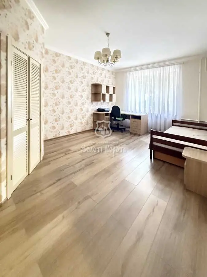 Фото Selling a 2-room apartment, 77.7 sq.m., Mykoly Pymonenka Street 4 Kyiv, price: 98000 USD, code 7010