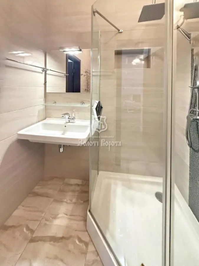 Фото Selling a 2-room apartment, 77.7 sq.m., Mykoly Pymonenka Street 4 Kyiv, price: 98000 USD, code 7010