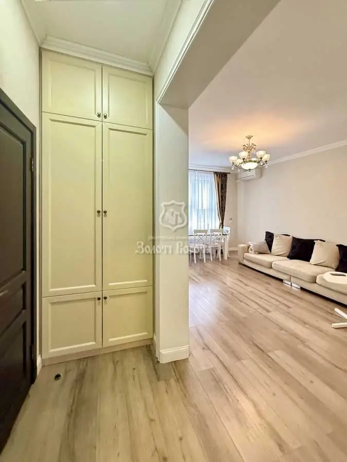 Фото Selling a 2-room apartment, 77.7 sq.m., Mykoly Pymonenka Street 4 Kyiv, price: 98000 USD, code 7010
