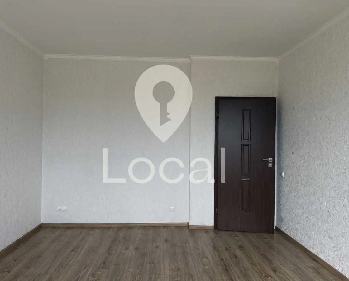 Фото Selling a 2-room apartment, 84.5 sq.m., Kharkivske Road  Kyiv, price: 82000 USD, code 7013