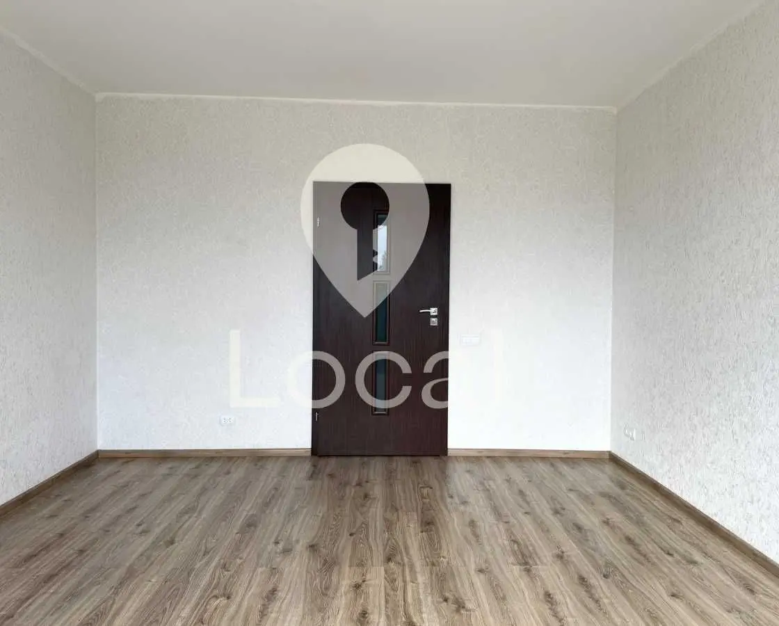 Фото Selling a 2-room apartment, 84.5 sq.m., Kharkivske Road  Kyiv, price: 82000 USD, code 7013