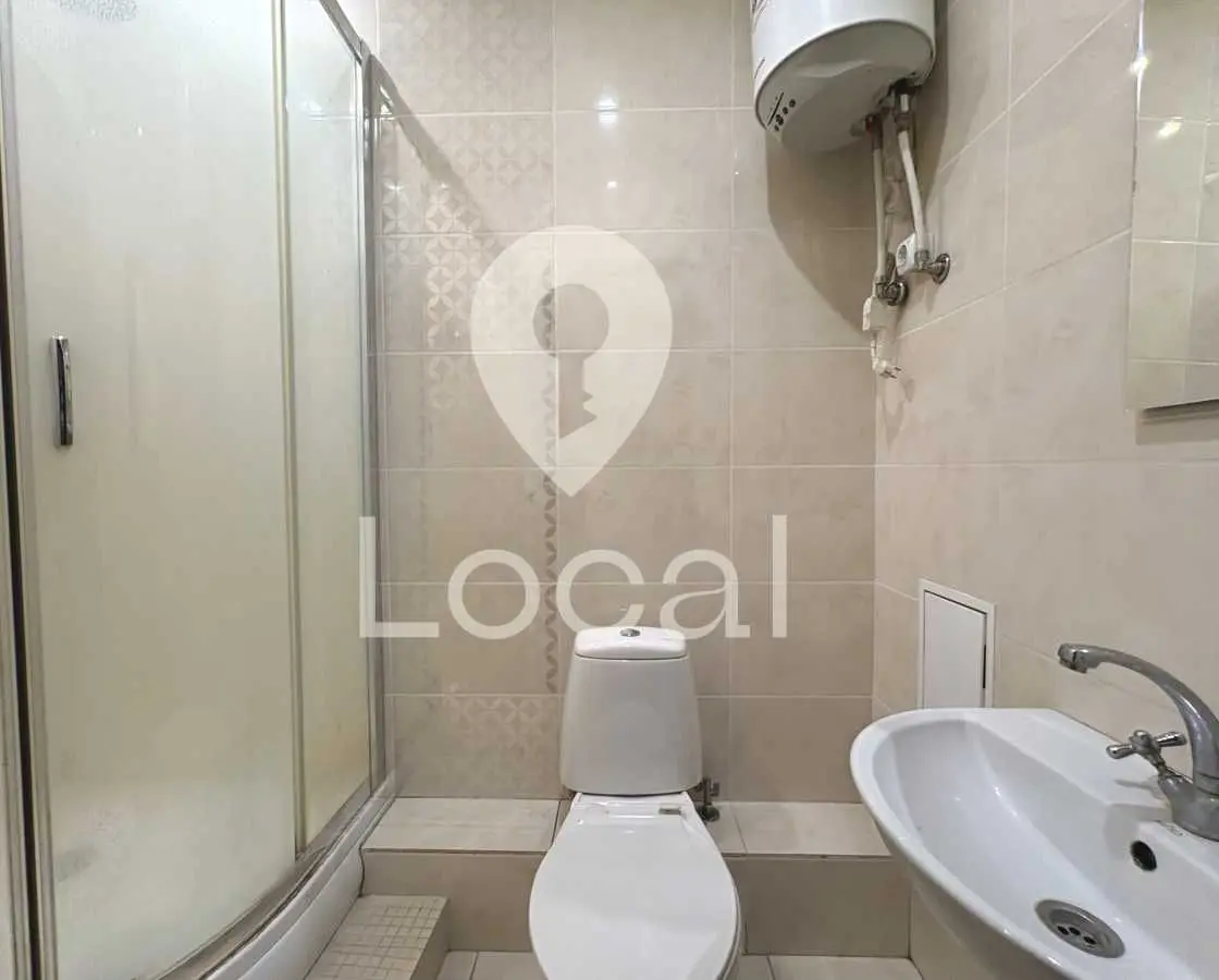 Фото Selling a 2-room apartment, 84.5 sq.m., Kharkivske Road  Kyiv, price: 82000 USD, code 7013
