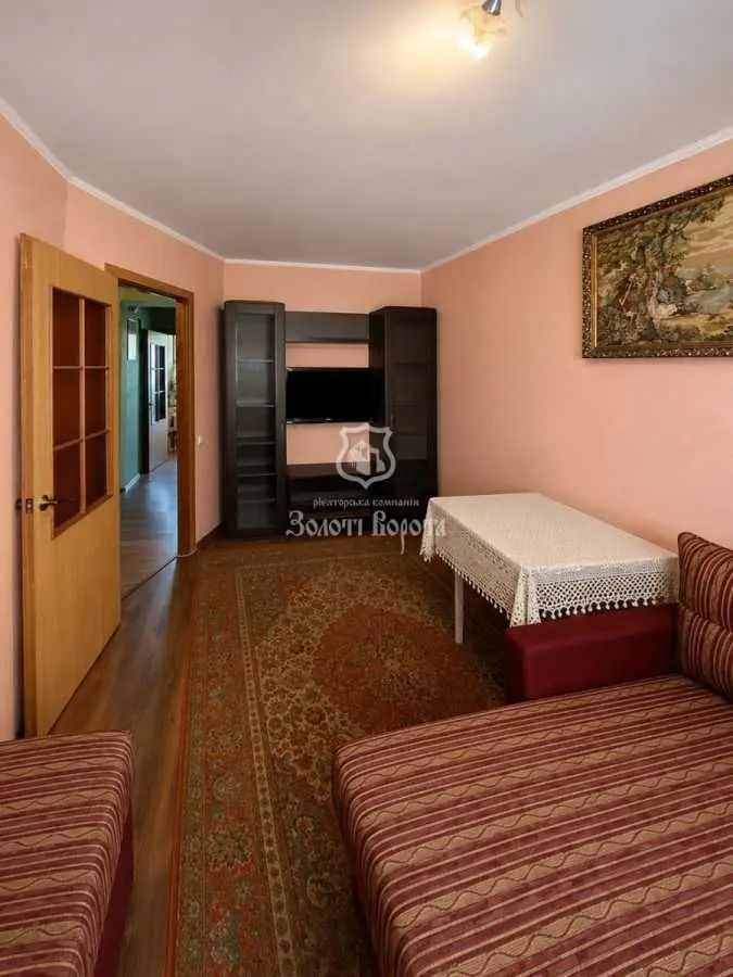 Фото Selling a 2-room apartment, 42 sq.m., Vokzalna street 21 Hlevakha, price: 42000 USD, code 7017