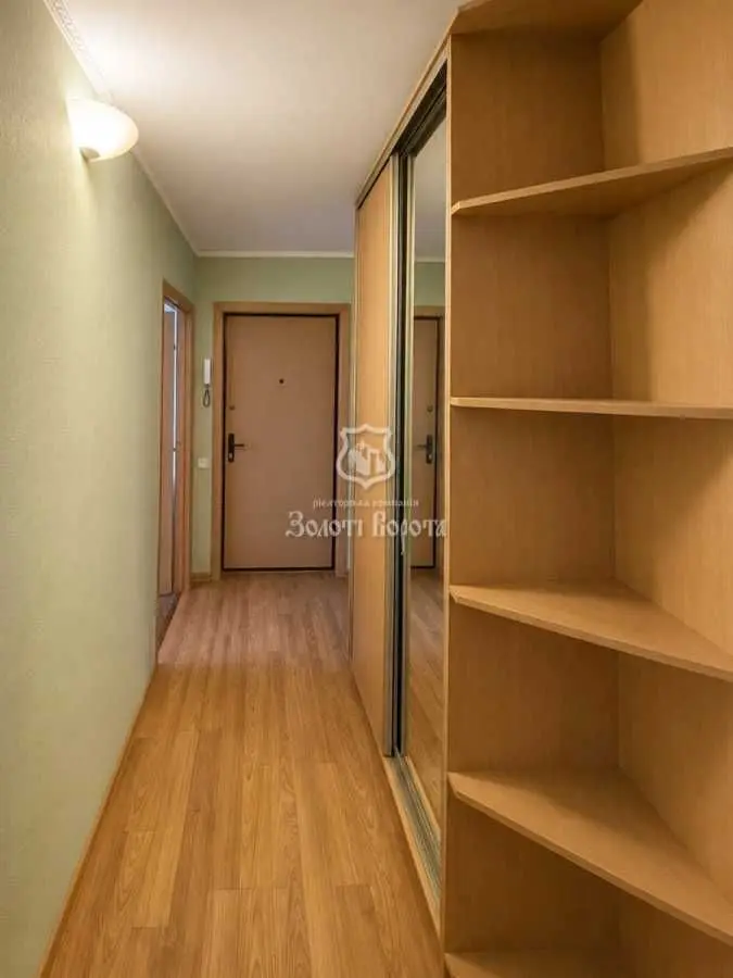 Фото Selling a 2-room apartment, 42 sq.m., Vokzalna street 21 Hlevakha, price: 42000 USD, code 7017