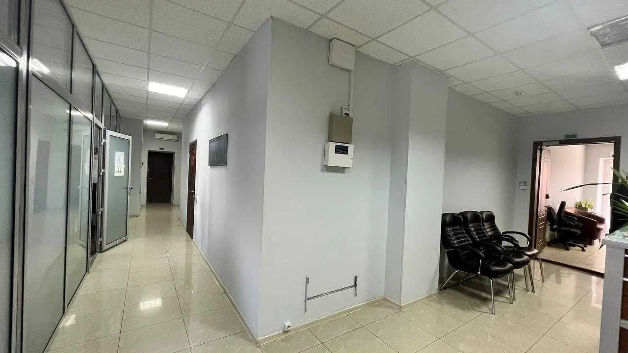 Фото Rent an office, Yevhena Konovaltsia Street (Schorsa Street) 32г Kyiv for long-term rent, price: 2100 USD, code 7019