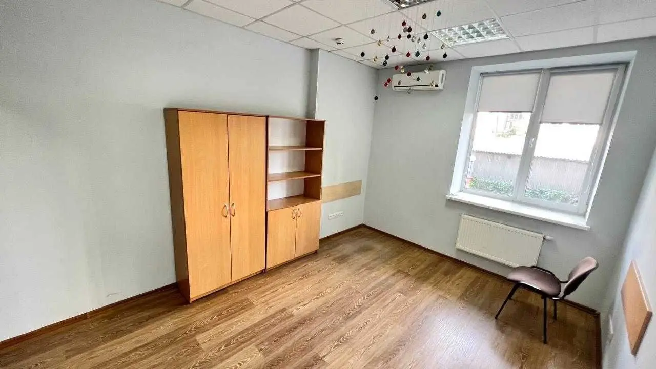 Фото Rent an office, Yevhena Konovaltsia Street (Schorsa Street) 32г Kyiv for long-term rent, price: 2100 USD, code 7019