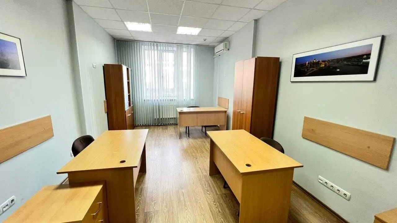 Фото Rent an office, Yevhena Konovaltsia Street (Schorsa Street) 32г Kyiv for long-term rent, price: 2100 USD, code 7019