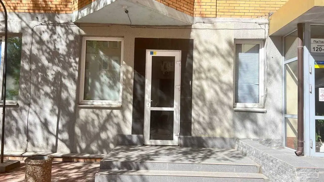 Фото Rent an office, Yevhena Konovaltsia Street (Schorsa Street) 32г Kyiv for long-term rent, price: 2100 USD, code 7019