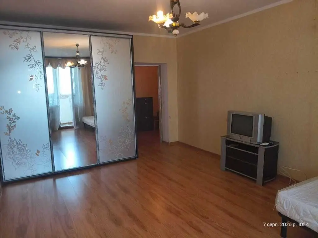 Фото Selling a 1-room apartment, 49 sq.m., Boryspilska Street 6 Kyiv, price: 59000 USD, code 7023