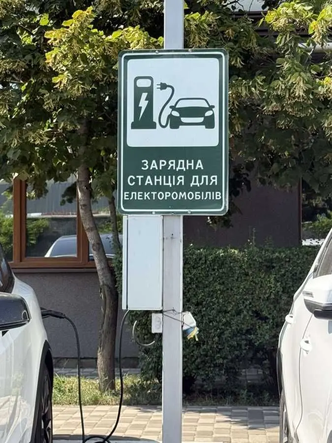 Фото Зняти 1 кімнатну квартиру, Інститутська вул.  Гатне в довгострокову оренду, ціна: 16500 UAH, код 7029