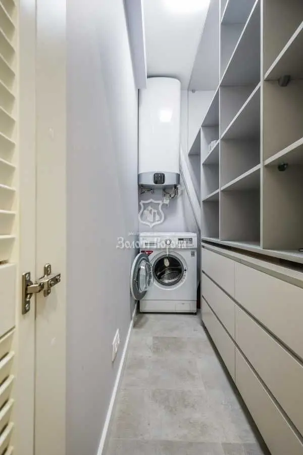 Фото Selling a 1-room apartment, 56.7 sq.m., Mytropolyta Vasylia Lypkivskoho Street (Urytskoho Street) 37в Kyiv, price: 115000 USD, code 7030