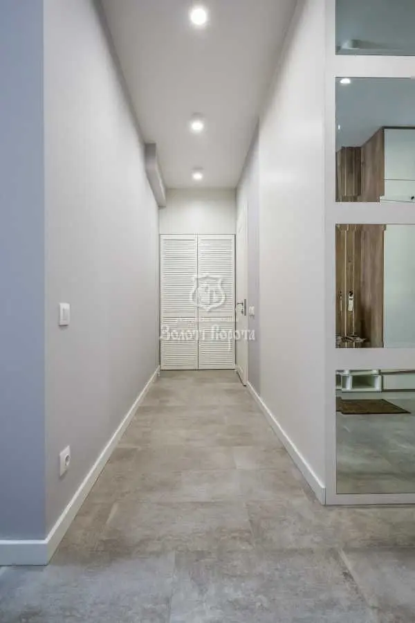 Фото Selling a 1-room apartment, 56.7 sq.m., Mytropolyta Vasylia Lypkivskoho Street (Urytskoho Street) 37в Kyiv, price: 115000 USD, code 7030