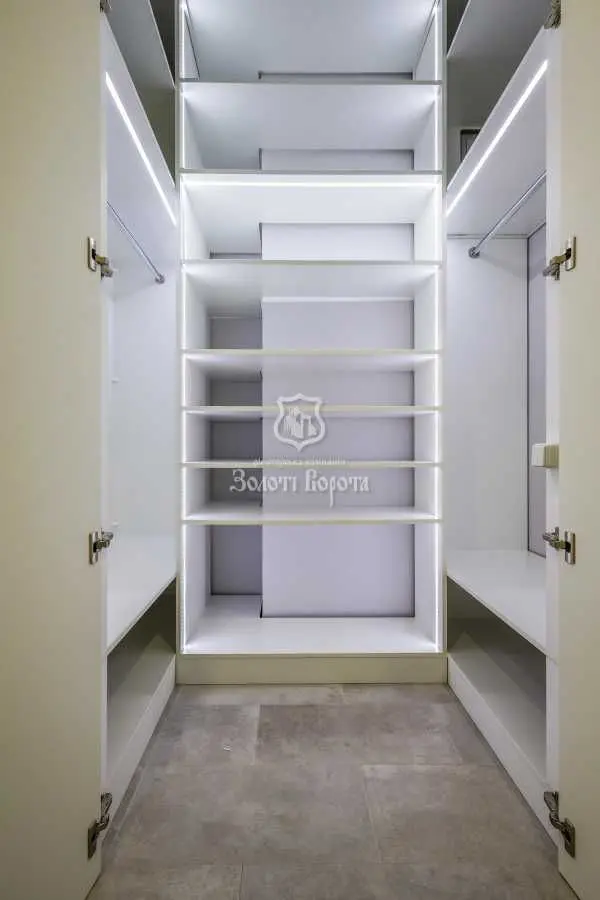 Фото Selling a 1-room apartment, 56.7 sq.m., Mytropolyta Vasylia Lypkivskoho Street (Urytskoho Street) 37в Kyiv, price: 115000 USD, code 7030