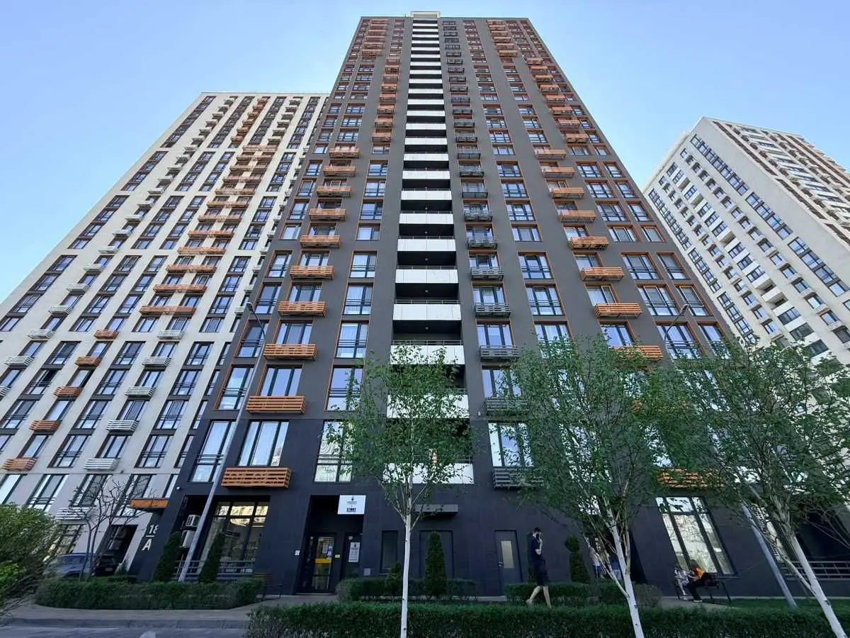 Фото Selling a 2-room apartment, 74.9 sq.m., Dniprovska Embarkment 16д Kyiv, price: 213000 USD, code 7031