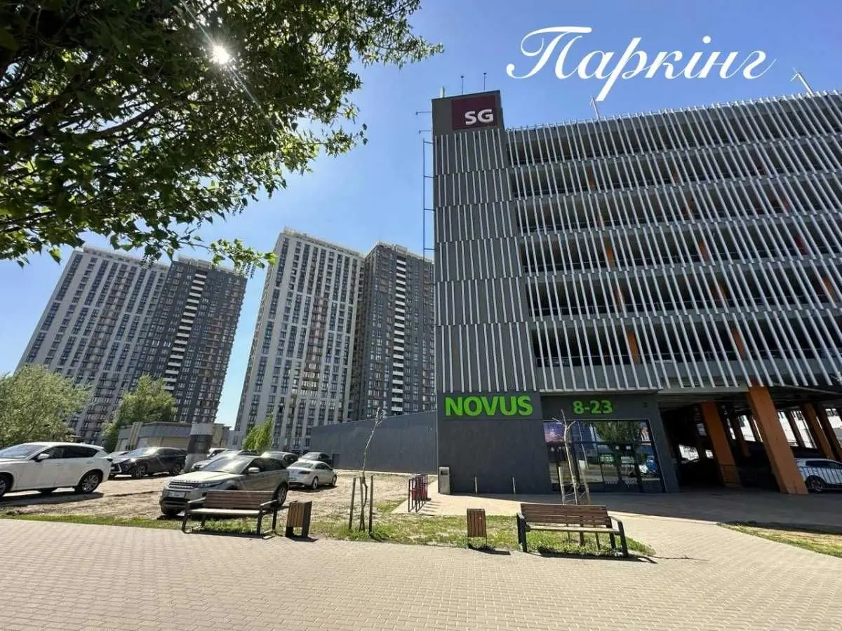 Фото Selling a 2-room apartment, 74.9 sq.m., Dniprovska Embarkment 16д Kyiv, price: 213000 USD, code 7031