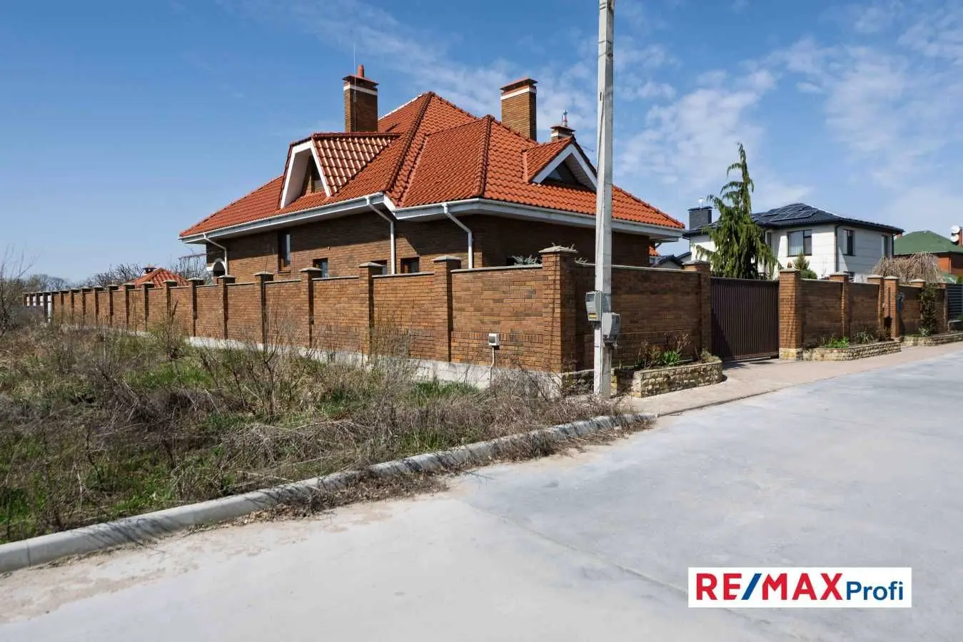 Фото Продаю дом, 260 кв. м, Хотов, цена: 450000 USD, код 7035