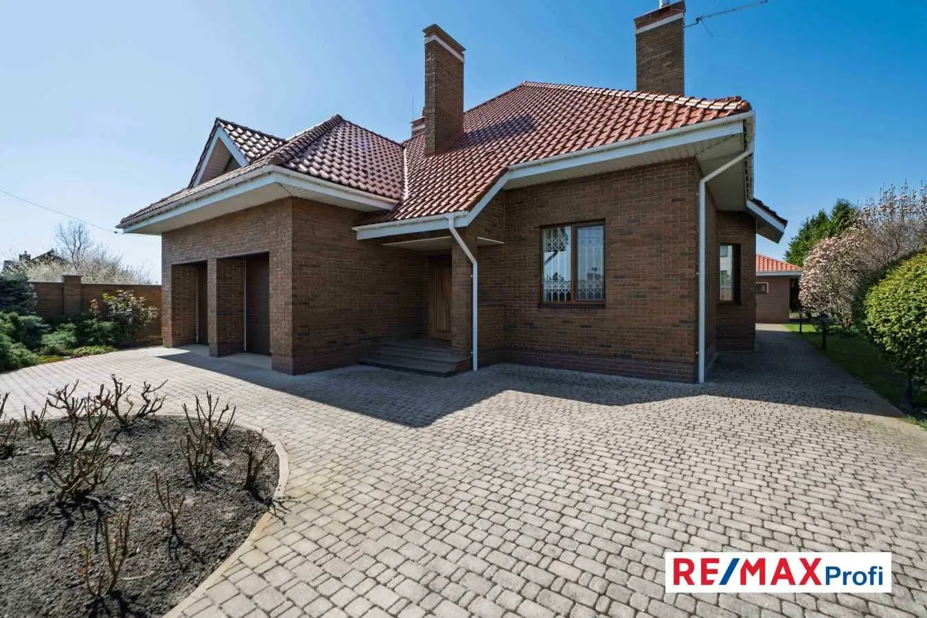 Фото Продаю дом, 260 кв. м, Хотов, цена: 450000 USD, код 7035