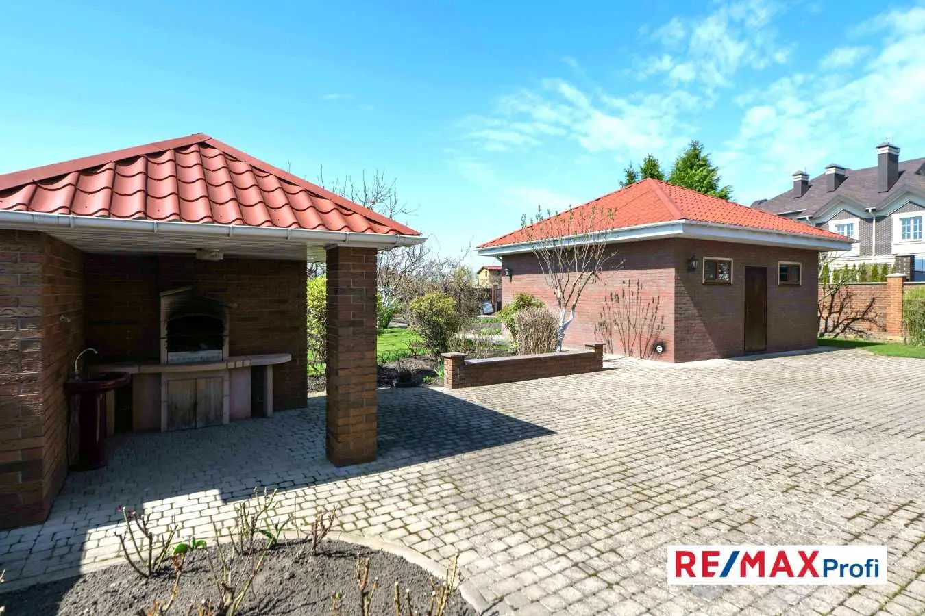 Фото Продаю дом, 260 кв. м, Хотов, цена: 450000 USD, код 7035